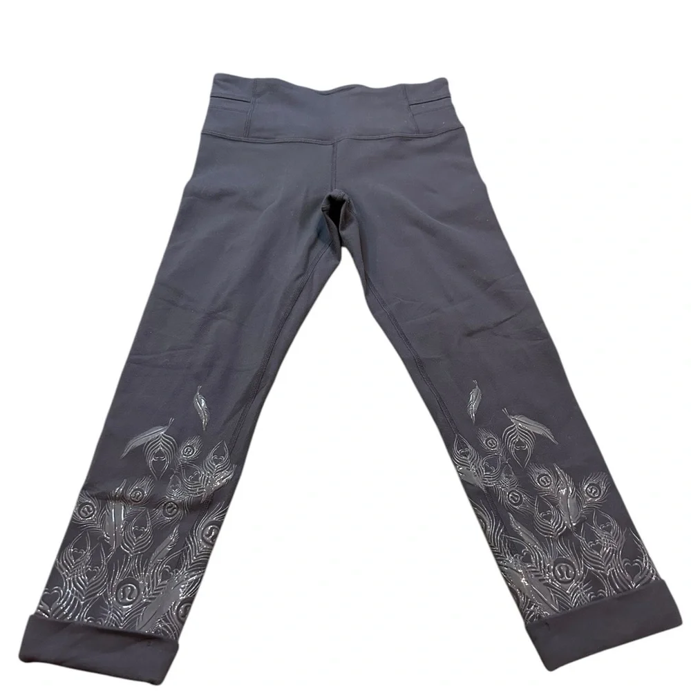 Lululemon Acro cropped grey leggings size 4 peacock‎